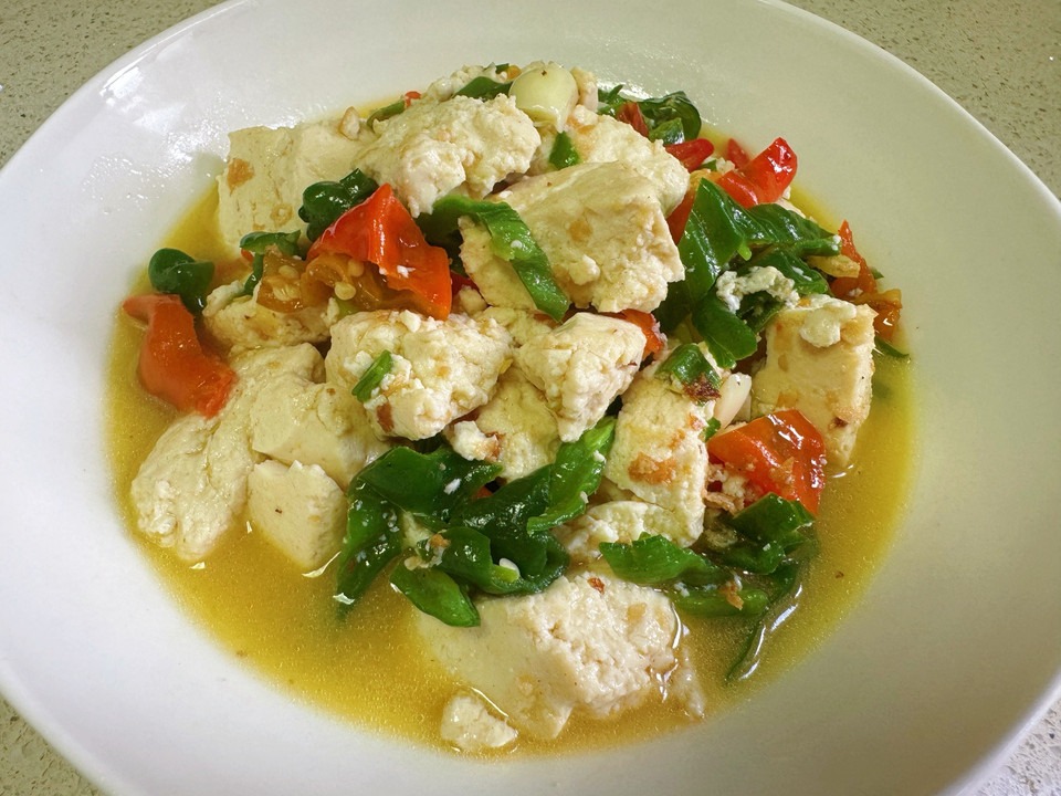 减脂又解馋～辣椒炒豆腐怎么做？