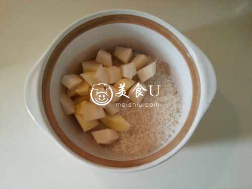 砂锅水果粥