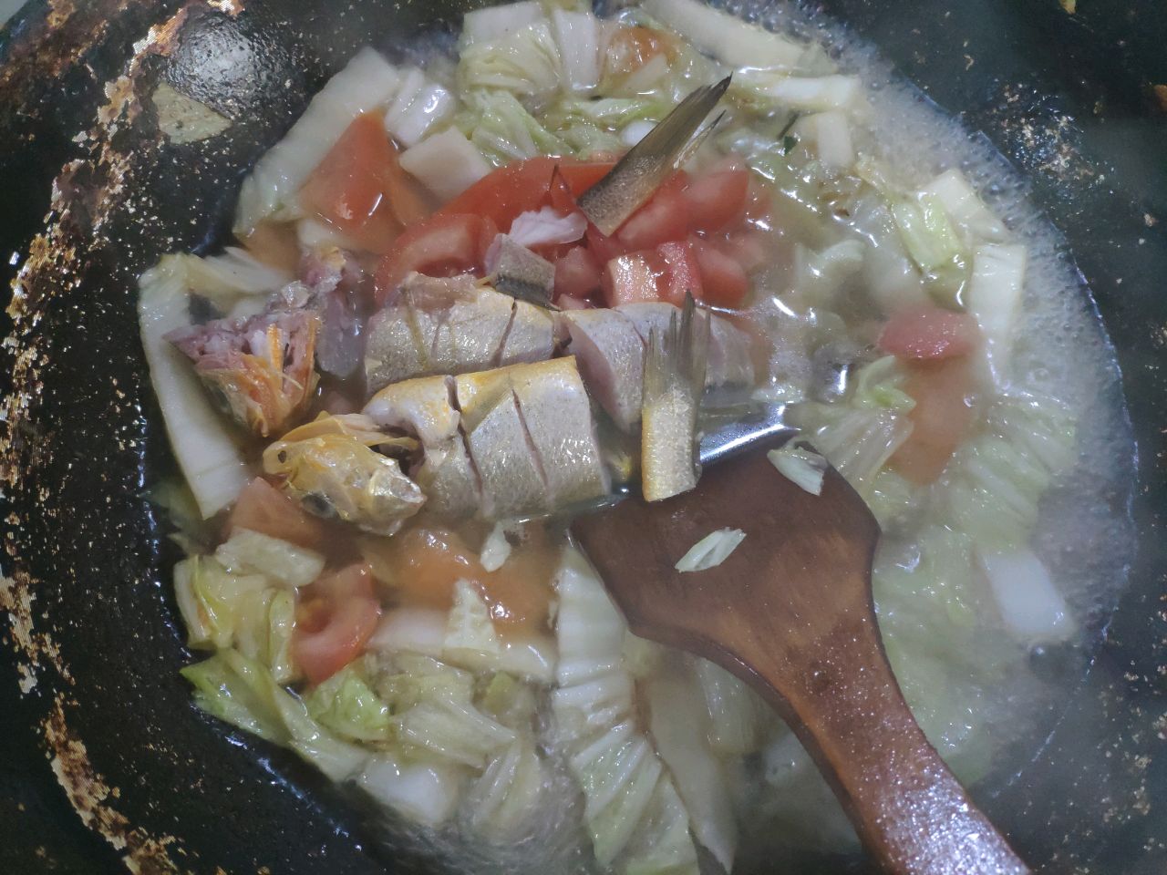 三鲜黄鱼年糕汤