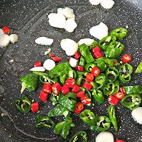 万能的腊肉，无辣不欢·无腊不欢#夏日消暑，非它莫属#的做法图解8