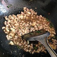 肉沫煸豇豆的做法图解5