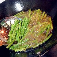 干煸四季豆的做法图解10
