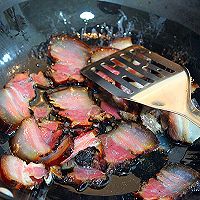 萝卜干炒腊肉的做法图解5