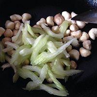 嫩菱煨核桃的做法图解9