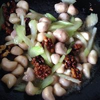 嫩菱煨核桃的做法图解14