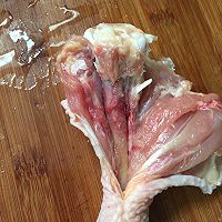 宫保鸡丁~附上最详细鸡腿拆肉步骤图的做法图解4