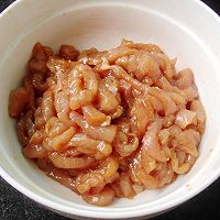 榨菜香菇炒肉丝的做法图解2