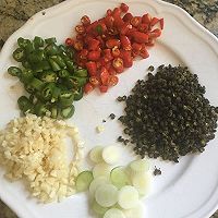 一鸡俩吃-藤椒鸡和白切鸡（附正宗白切鸡蘸料做法）的做法图解5