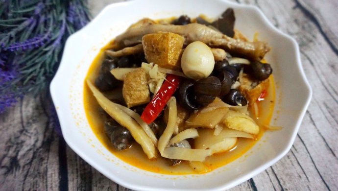 田螺鸭脚煲怎么做？