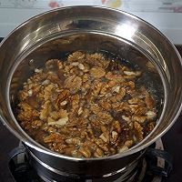 琥珀核桃的做法图解2