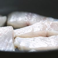 【糍粑鱼】烧草鱼的一个好方法，干香又入味！的做法图解3