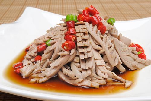让荤食肉质更嫩滑的烹饪秘诀怎么做？
