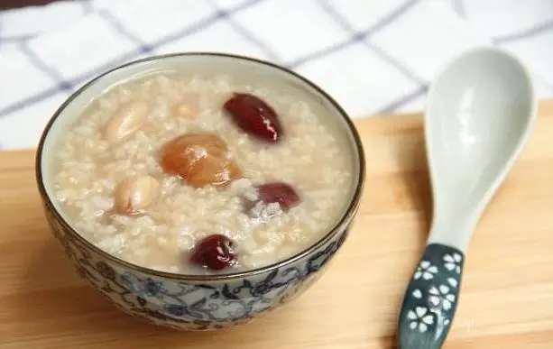 虚弱多食三款中医滋补煲
