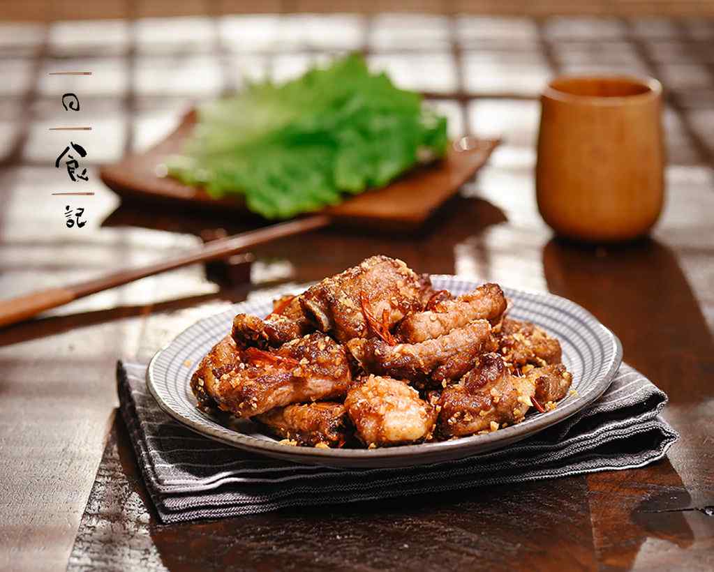 蒜香排骨怎么做？