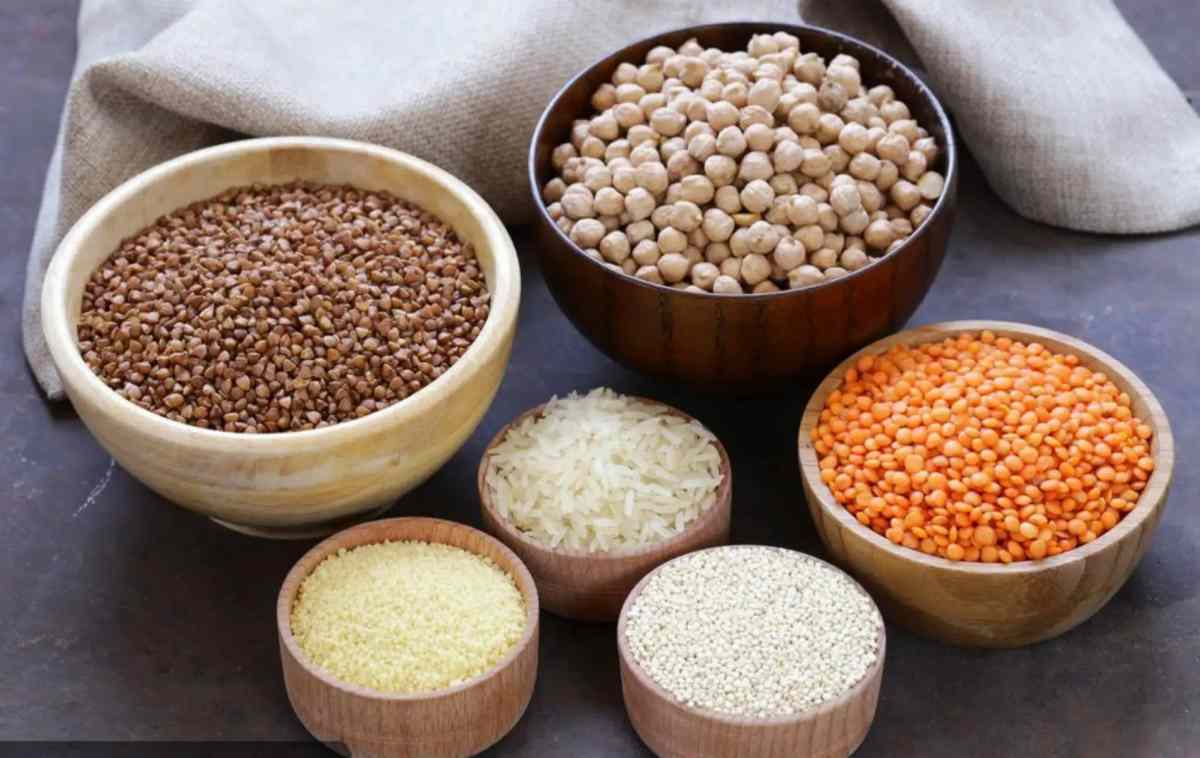 头皮屑很多？吃这3类食物就能改善怎么做？