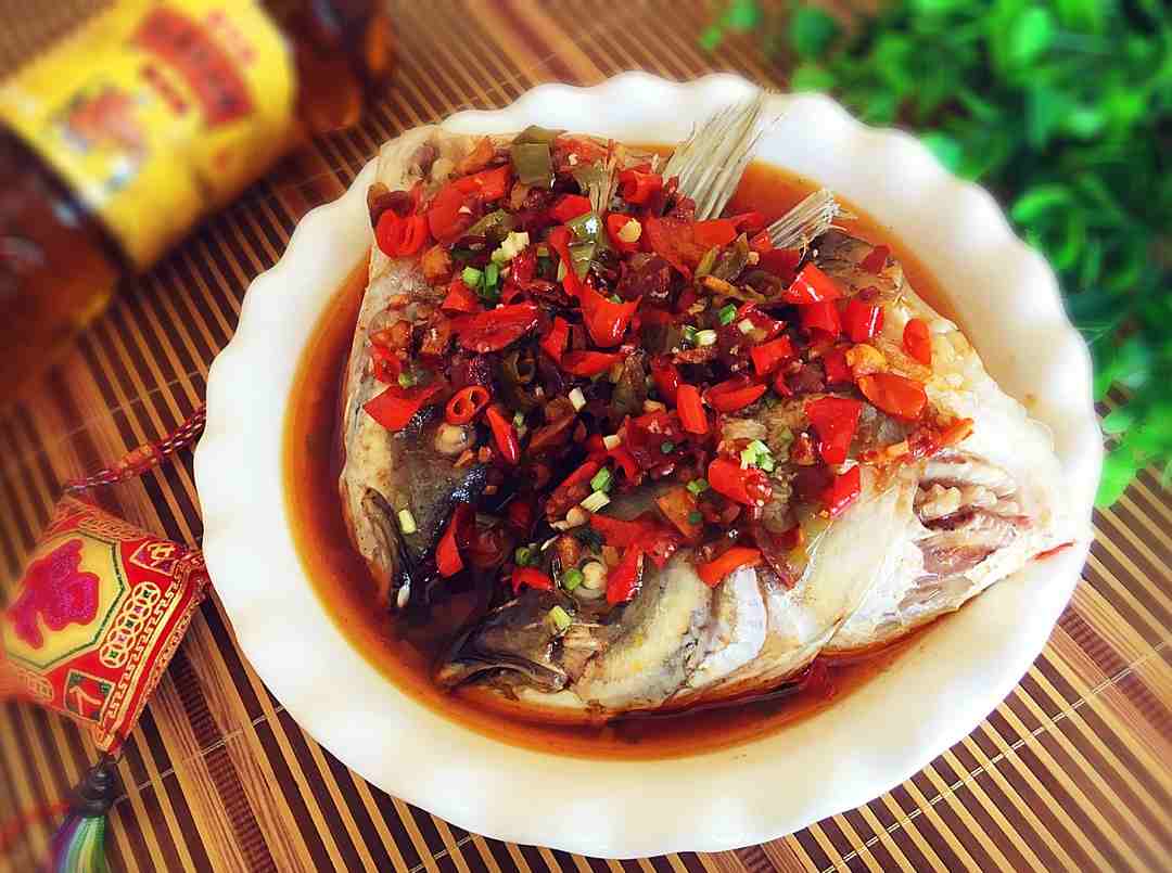 剁椒鱼头～湘菜香韵怎么做？