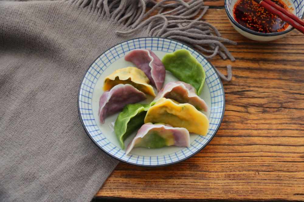 秋季养生菠菜鸡蛋素饺子