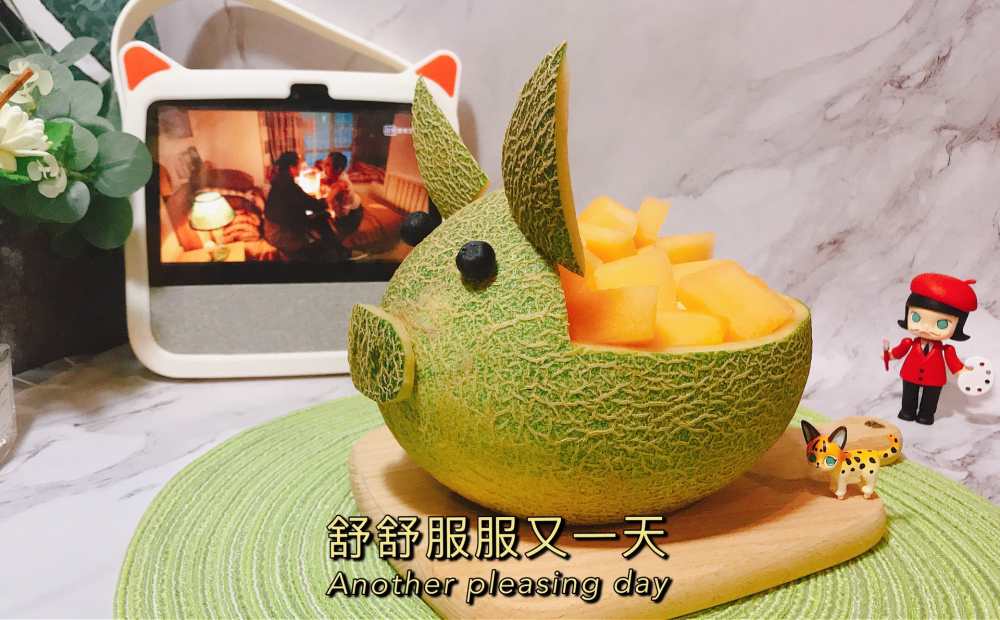 哈密瓜创意摆盘之可爱小猪果盘