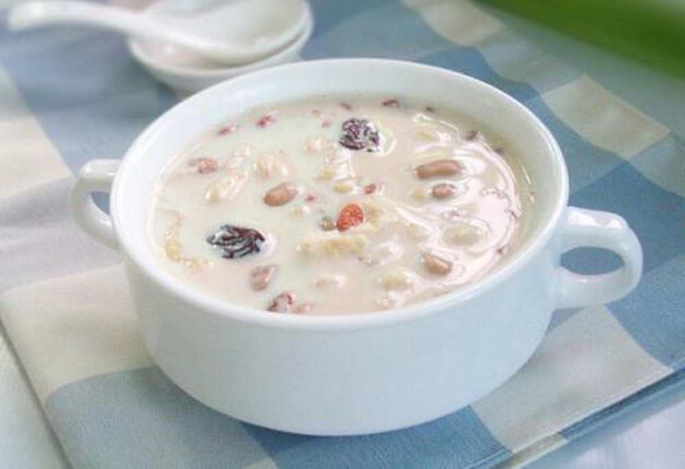十款经典牛奶食疗方