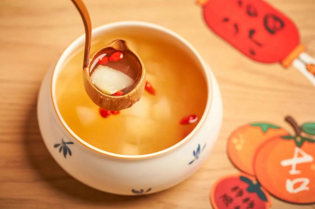 秋冬干燥伤肺，吃什么润肺？怎么做？