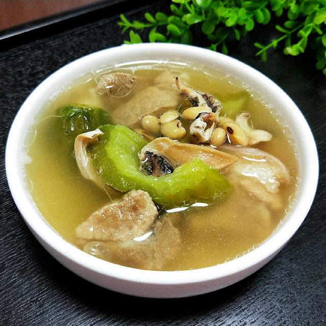 推荐3道苦瓜菜，减肥吃起来