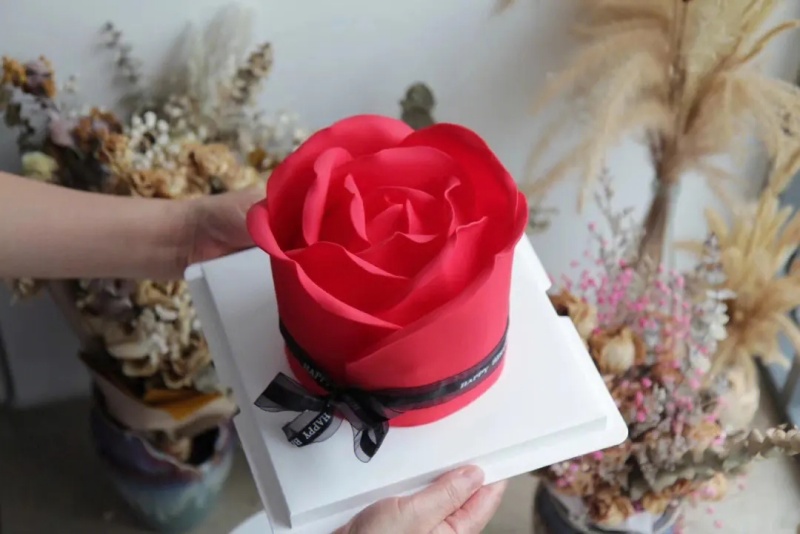 如何制作翻糖梦幻鲜花怎么做？
