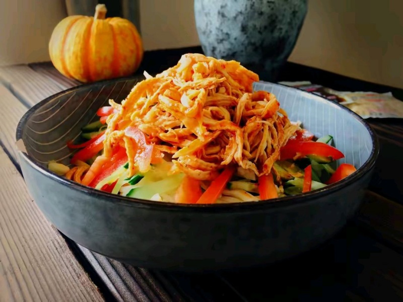 鸡丝凉面