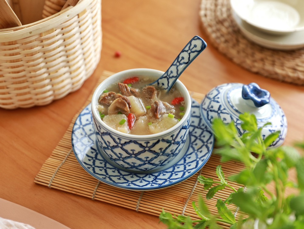 哺乳期补血，常吃5类食物怎么做？