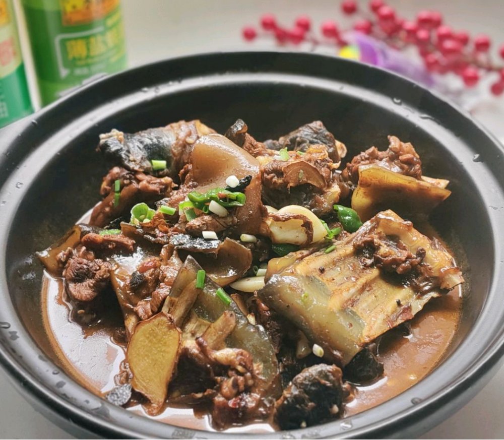 青椒焖甲鱼怎么做？