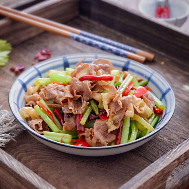 哪些食物适合晚上减肥吃？怎么做？