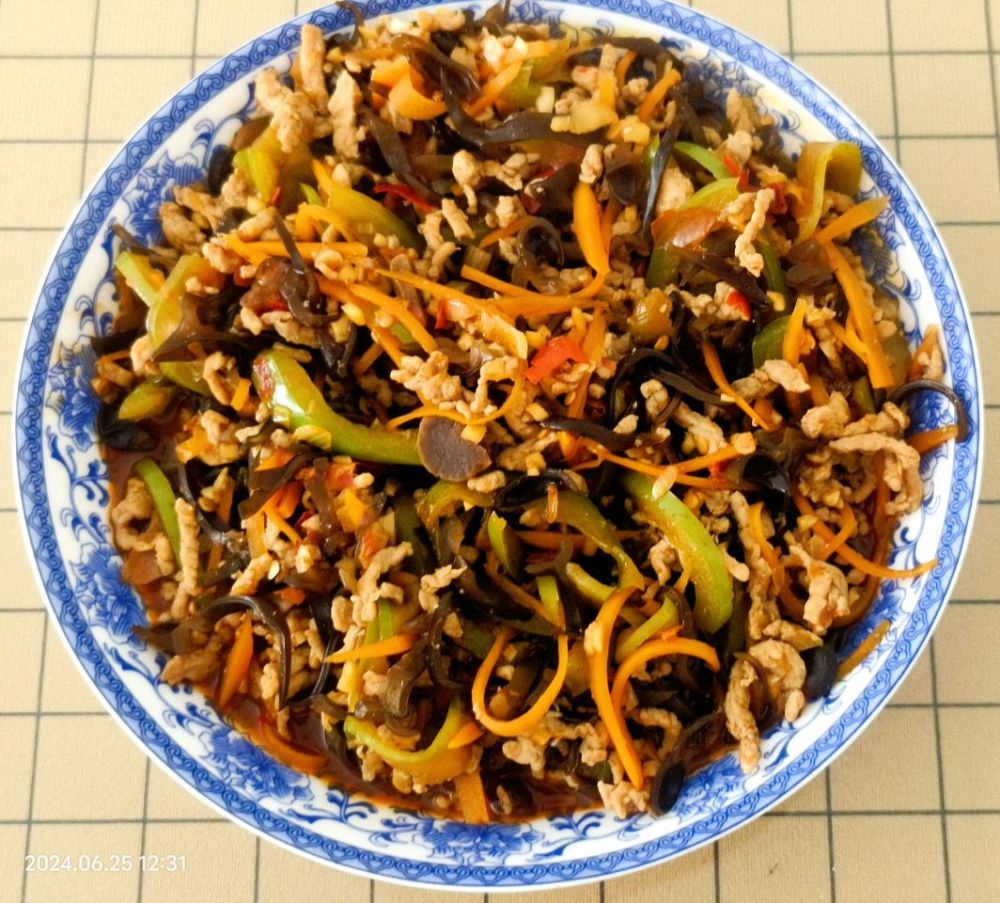 鱼香肉丝怎么做？