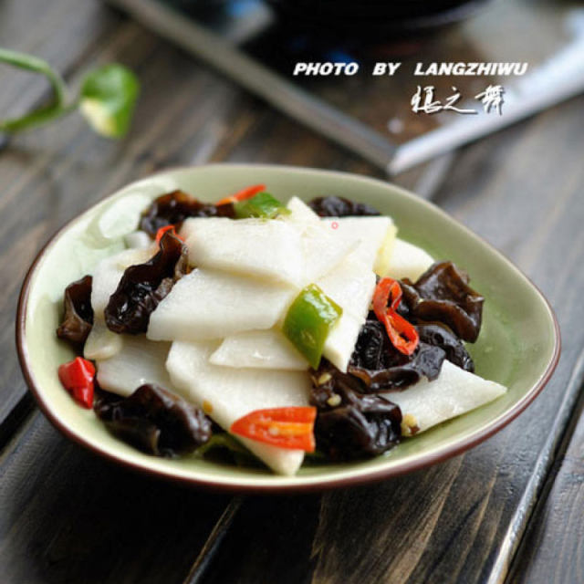 电子产品越来越多，哪些食物防辐射？