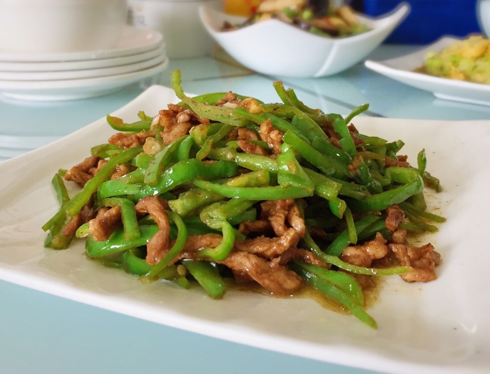 下饭必备——青椒肉丝怎么做？