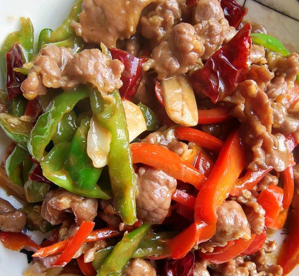 双椒炒牛肉怎么做？