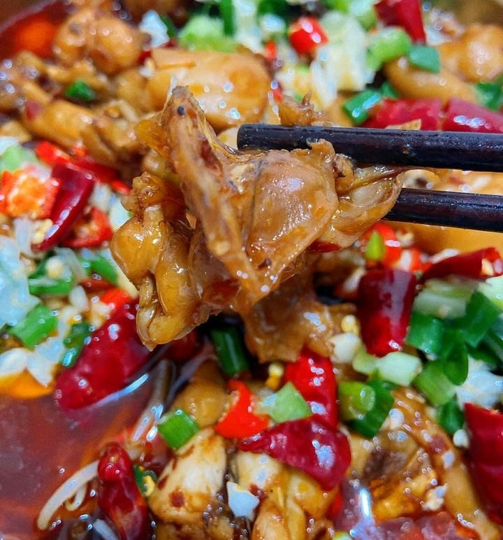 麻辣牛蛙怎么做？