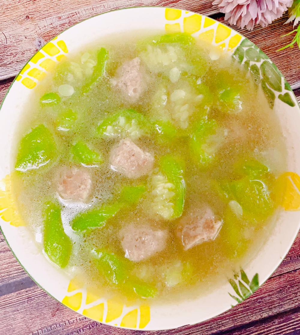 丝瓜牛肉丸汤怎么做？