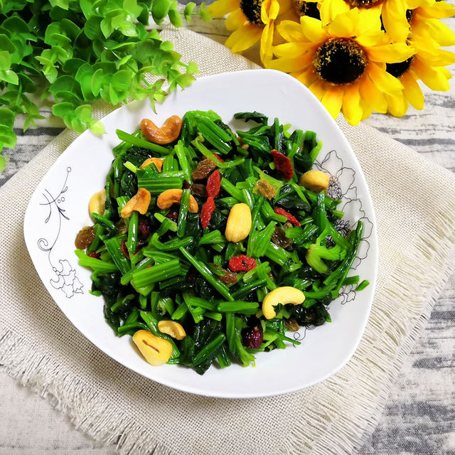 哪些食物有助于孩子长高？怎么做？
