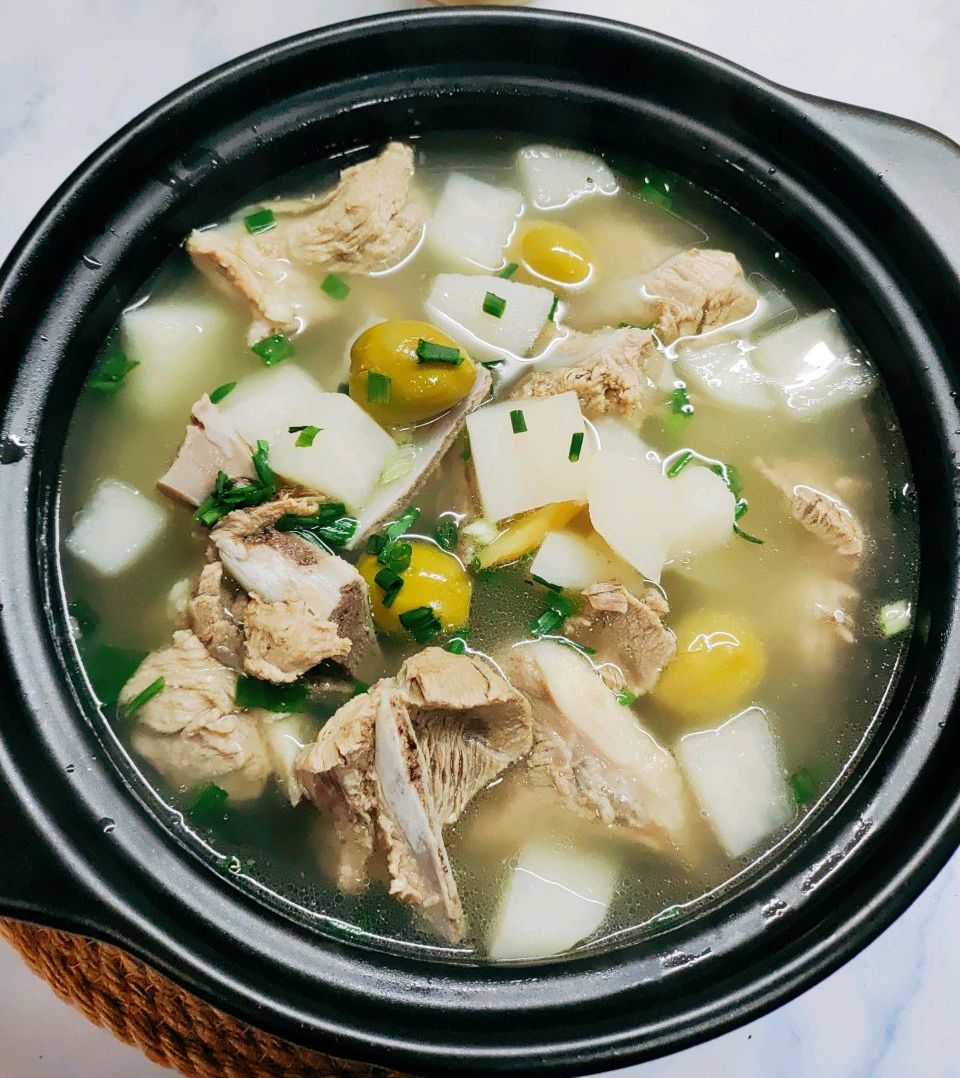 扇子骨炖萝卜青橄榄怎么做？