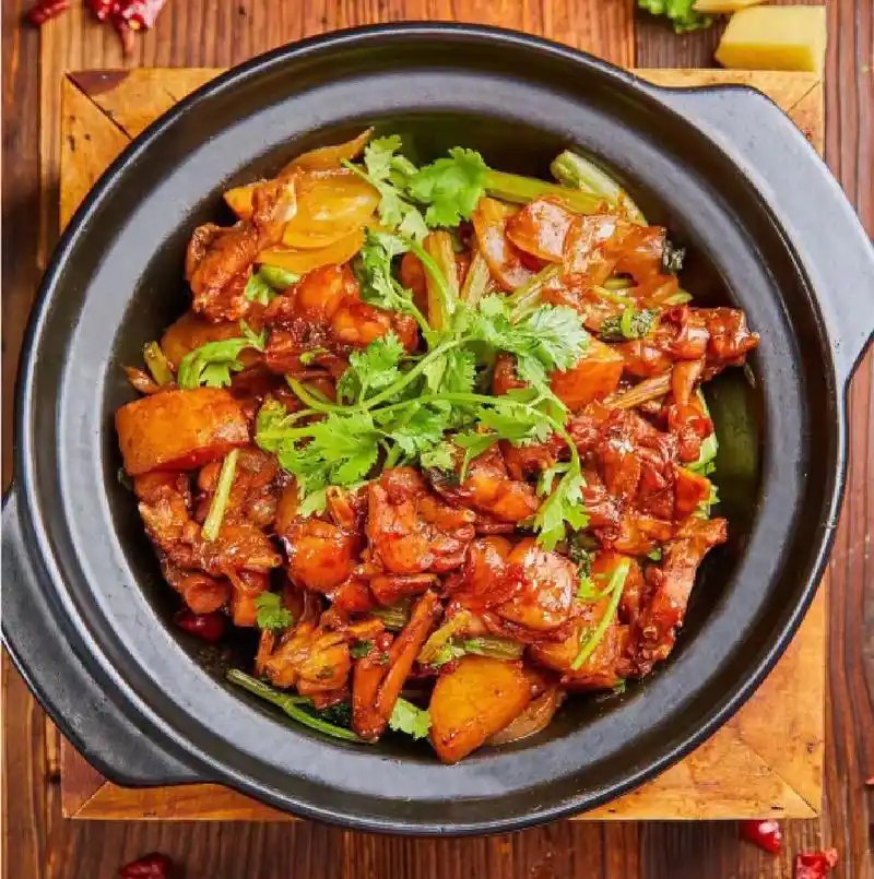 正宗柳州螺丝粉的做法（含螺蛳粉汤料制作及秘制香料配方）