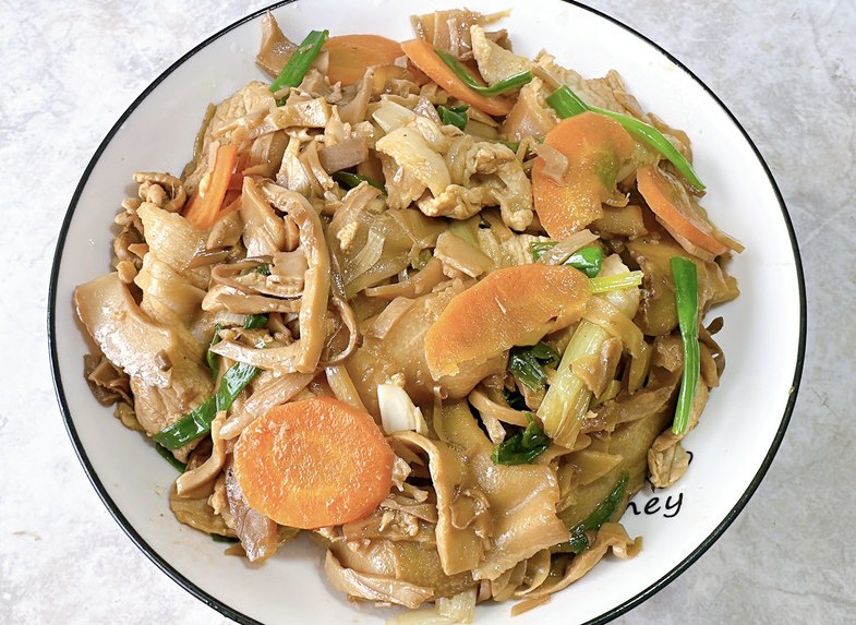 烟笋焖五花肉怎么做？