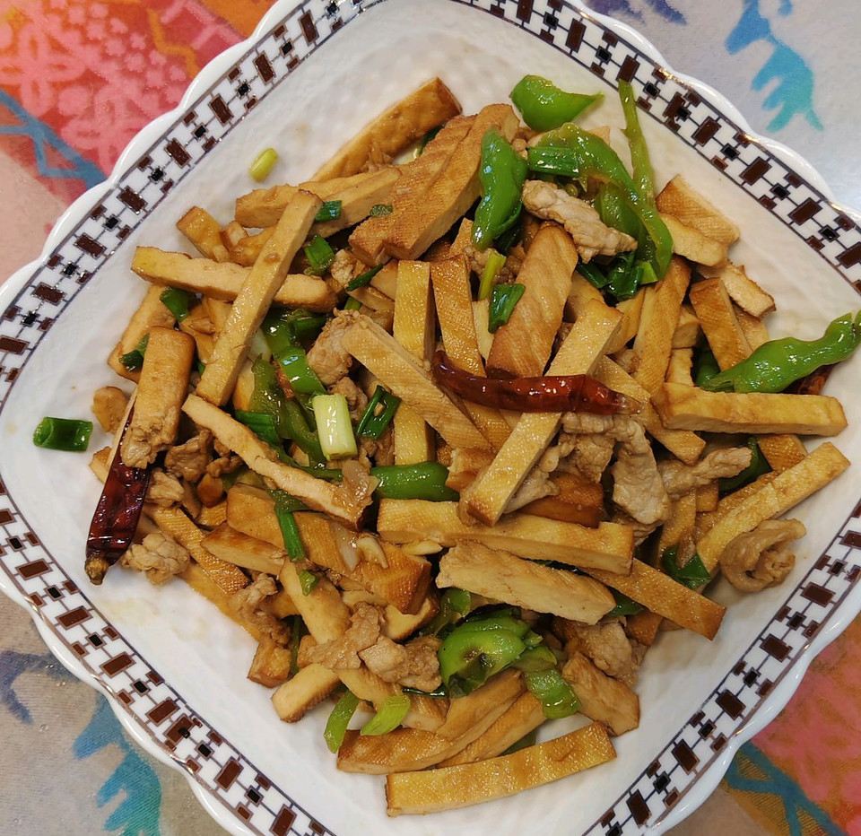 青椒肉丝香干怎么做？