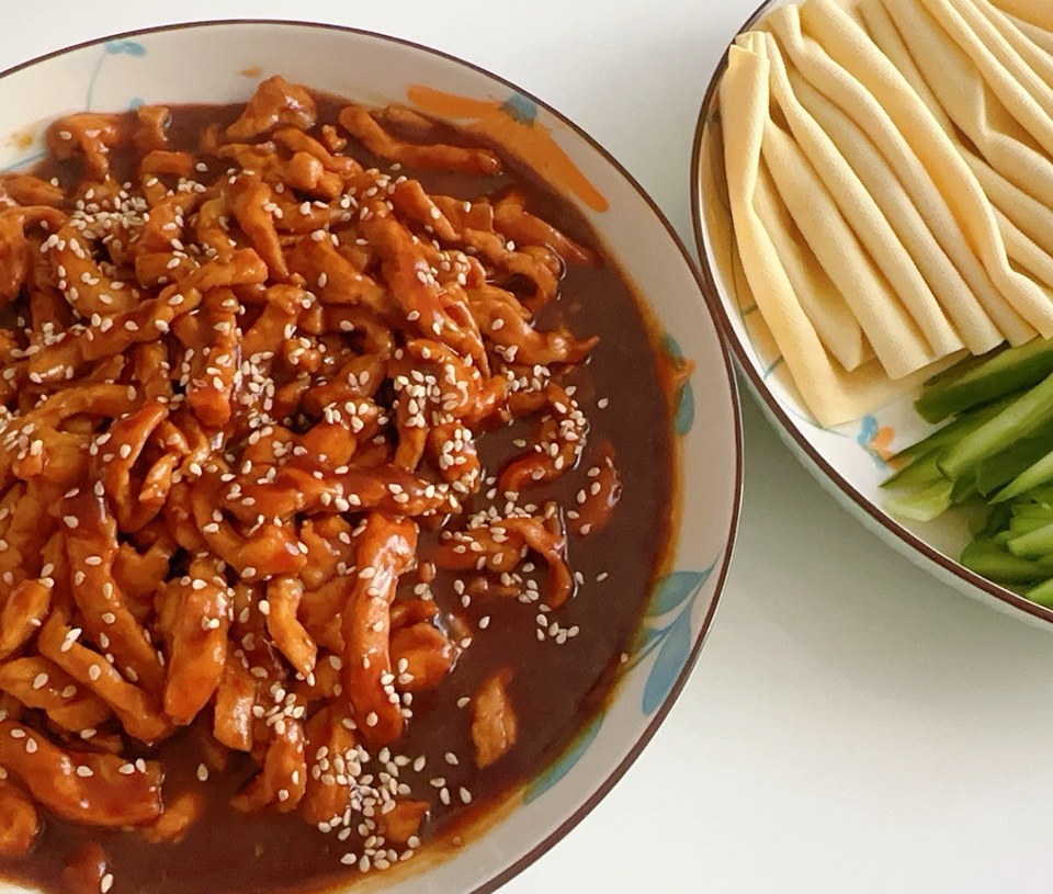 家庭营养餐丨京酱肉丝怎么做？