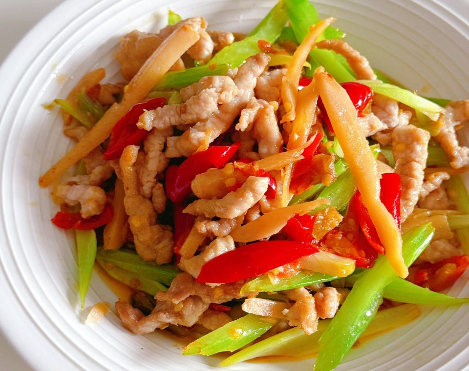 泡椒肉丝怎么做？