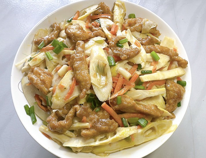春笋炒瘦肉怎么做？