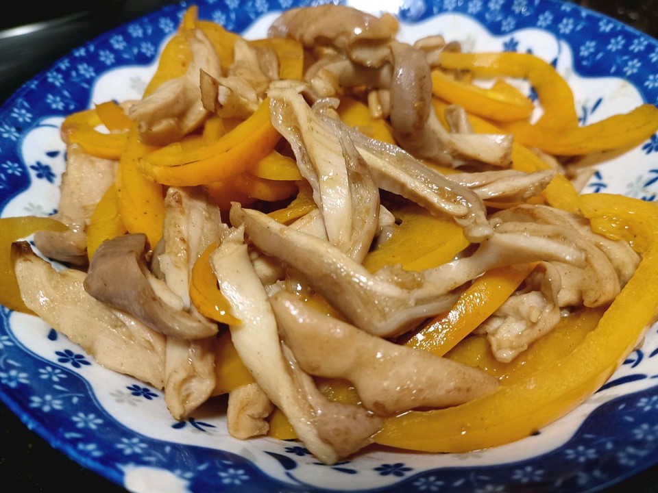 彩椒炒猪肚怎么做？