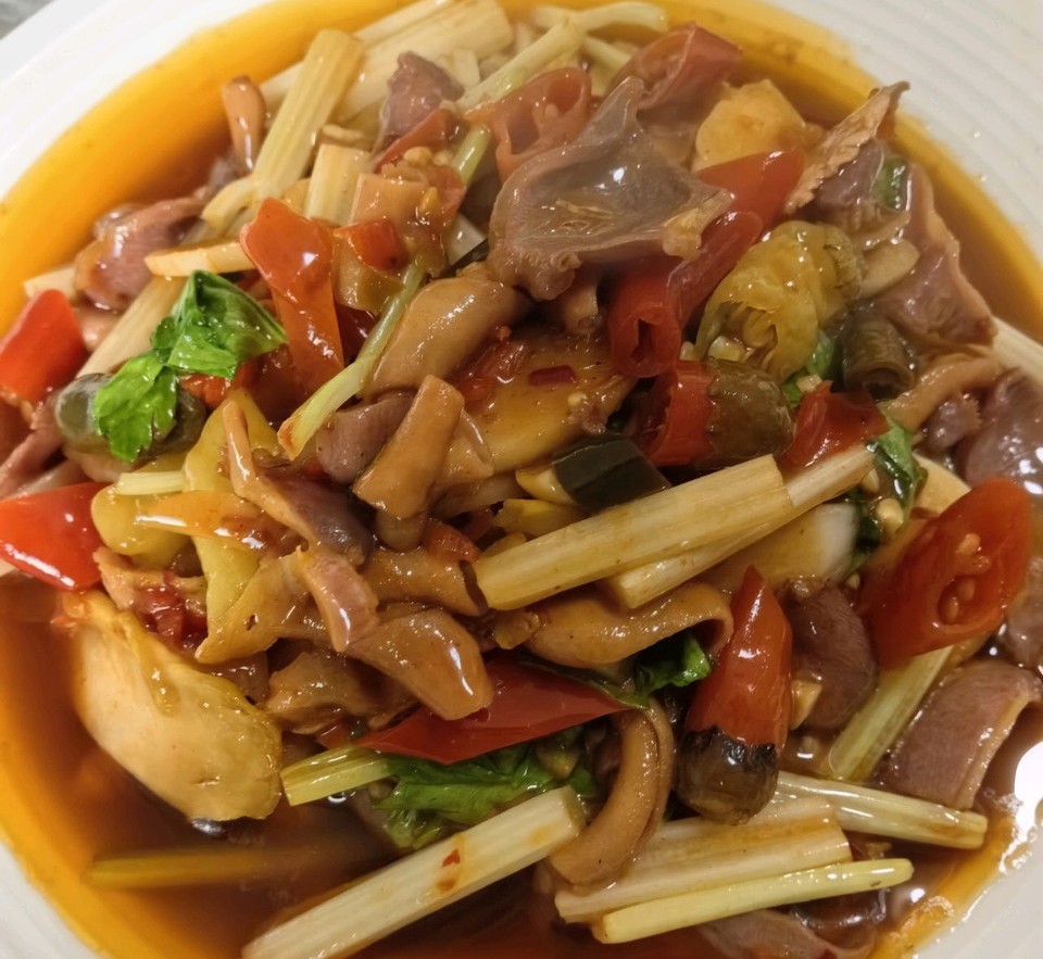 泡椒鸡杂怎么做？