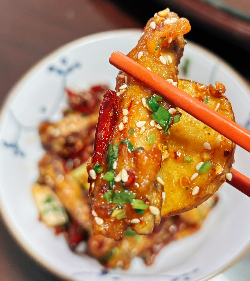 香辣土豆鸡翅怎么做？