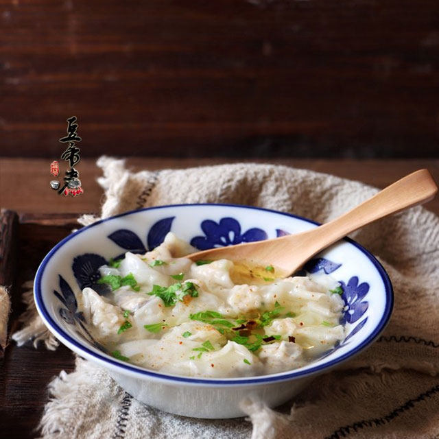 胃酸过多有什么症状？饮食怎么调整？怎么做？