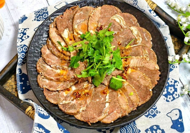 白水牛肉
