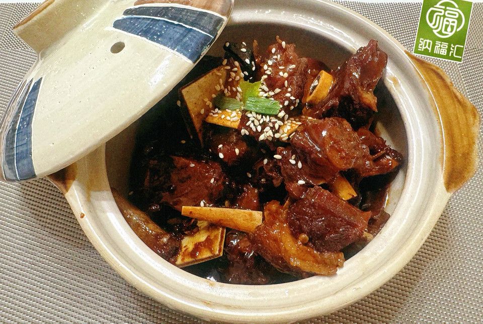 家常红烧牛肋排！